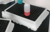 21-inch Lab Tray, White/Black