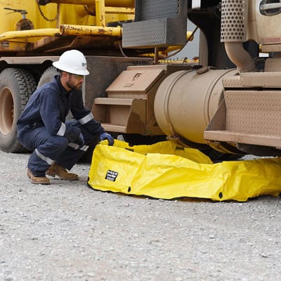 Why Choose Absorbents Online for Your Spill Containment Needs?