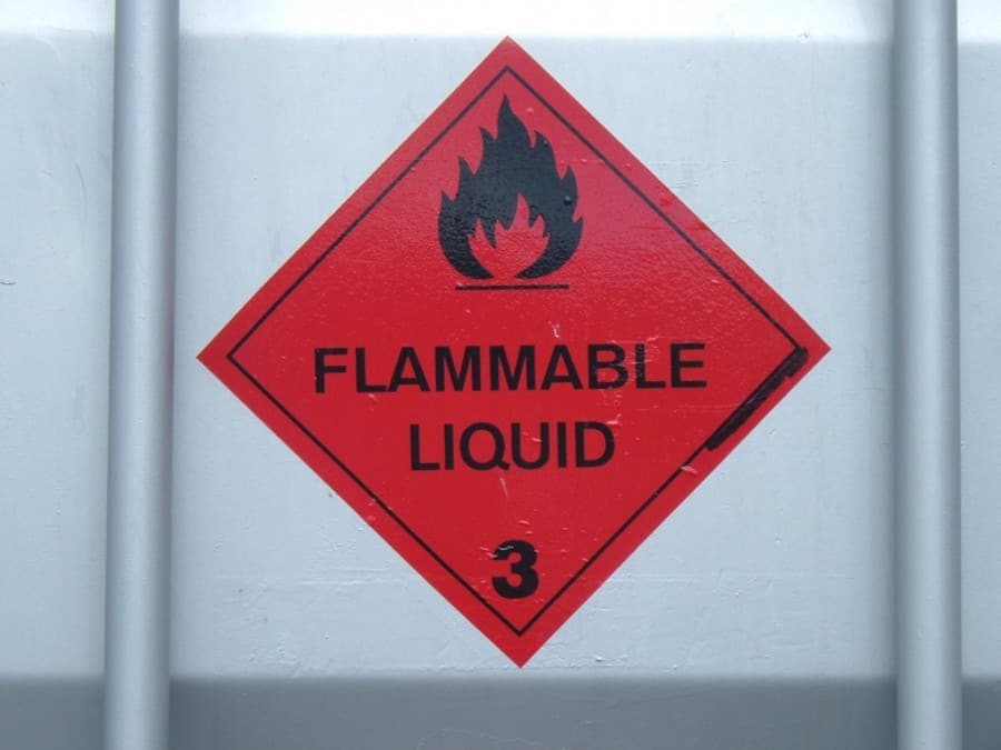flammable liquid IBC label