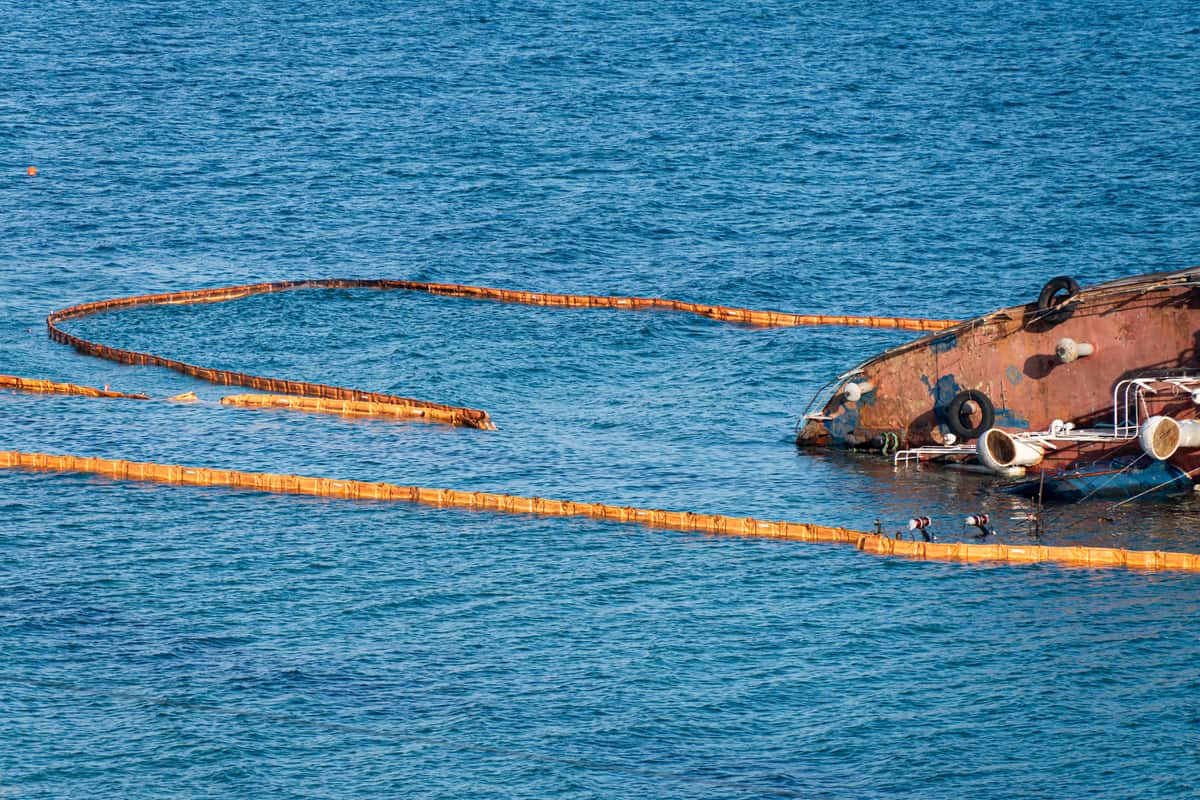 Oil Spill Clean Up Boom